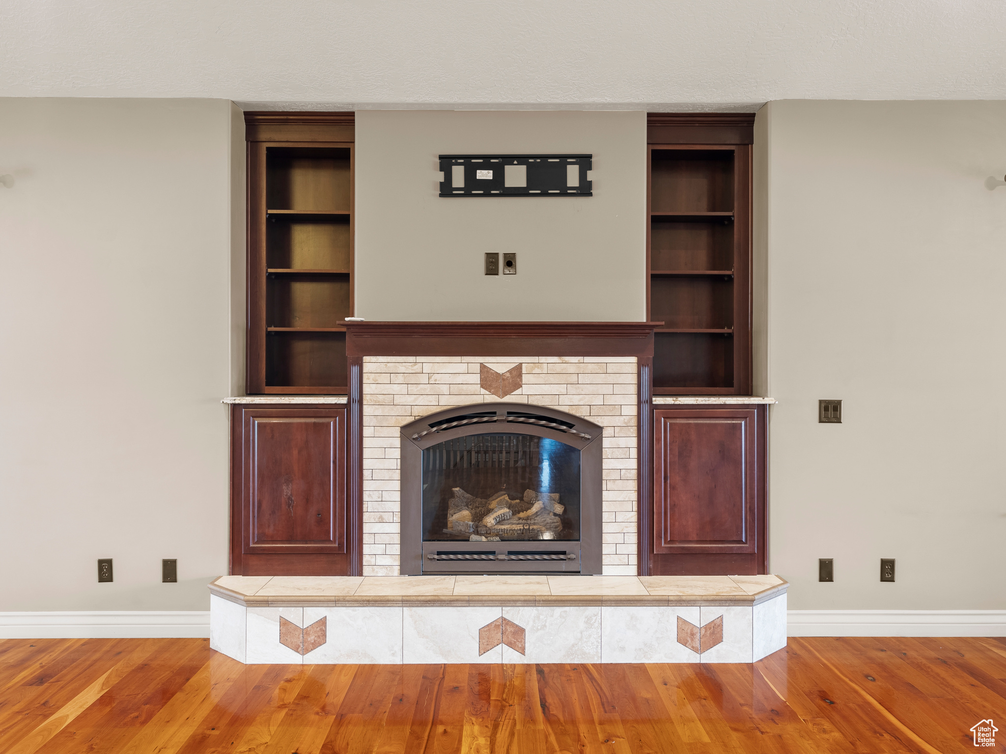 BROOKFIELD ESTATES - Residential