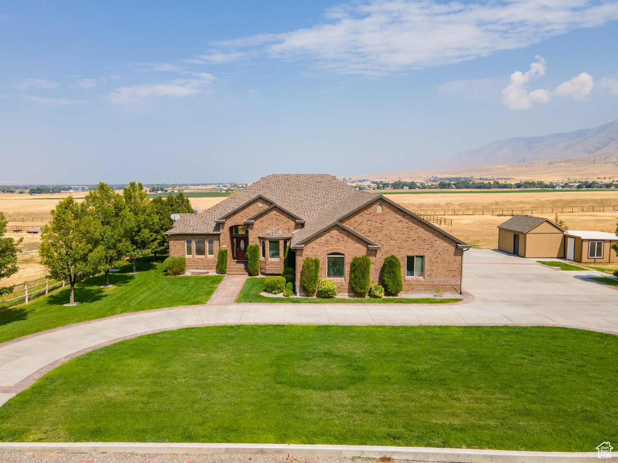 BROOKFIELD ESTATES - Residential
