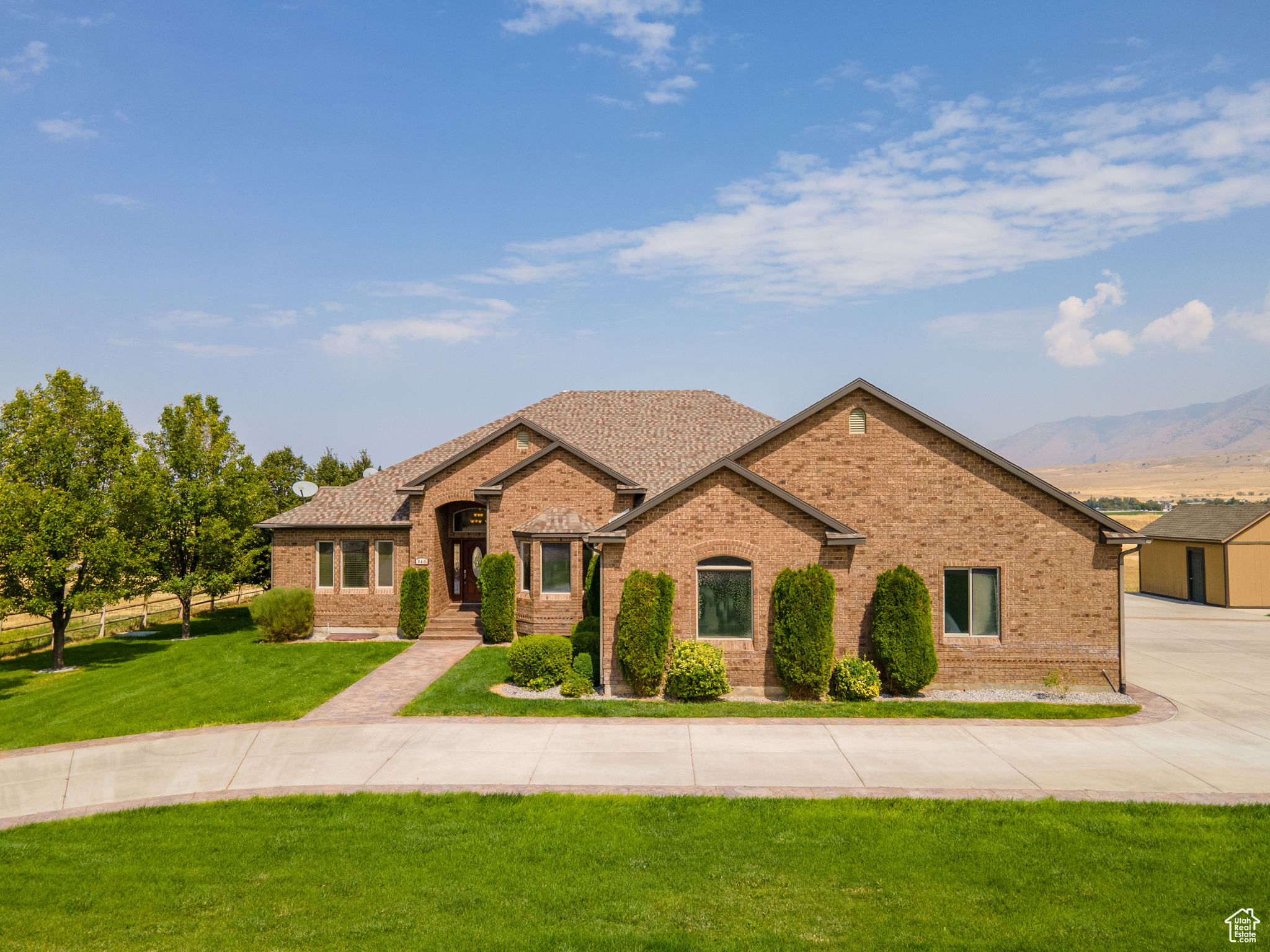 BROOKFIELD ESTATES - Residential