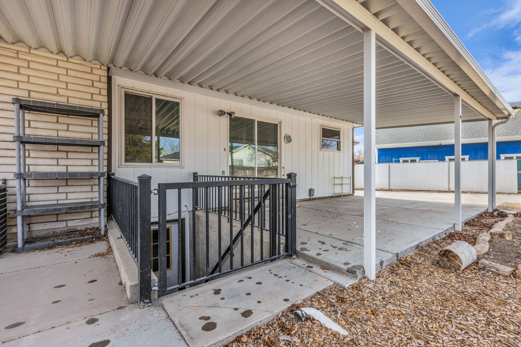 RIVERVIEW EAST - Residential