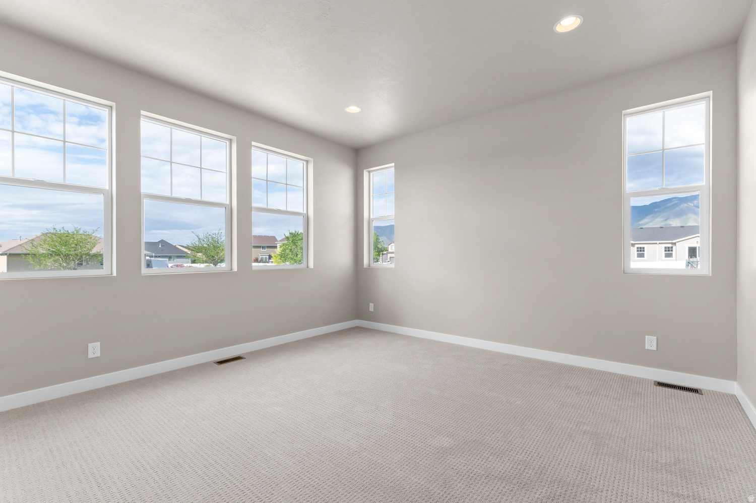 SAGEWOOD VILLAGE GARDENS 105 - Residential