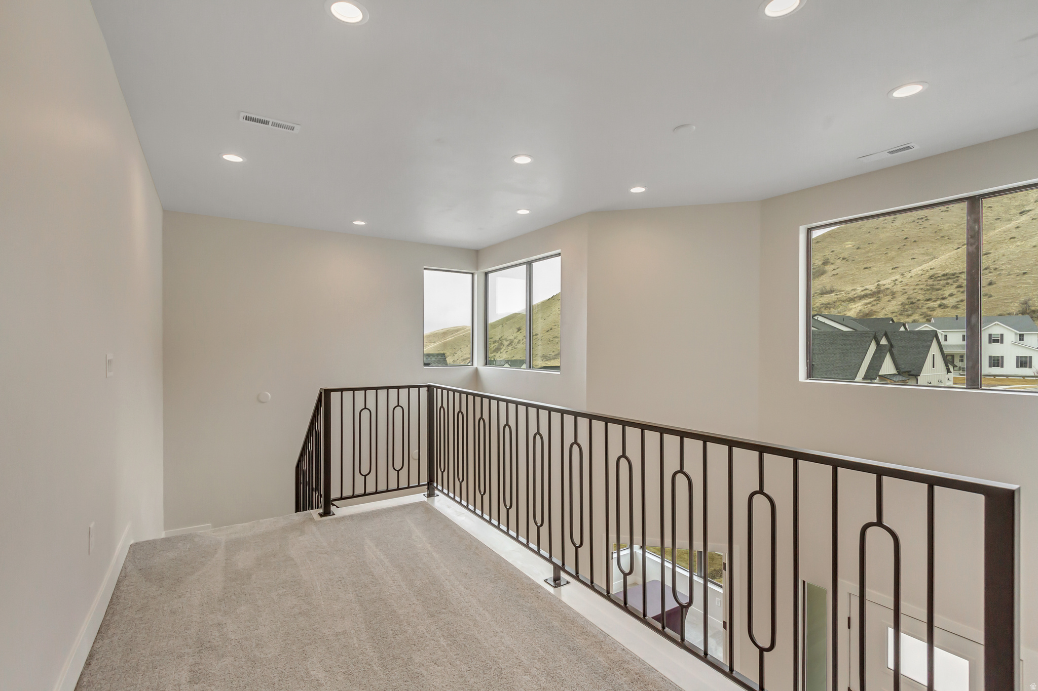 CANYON POINT - Residential