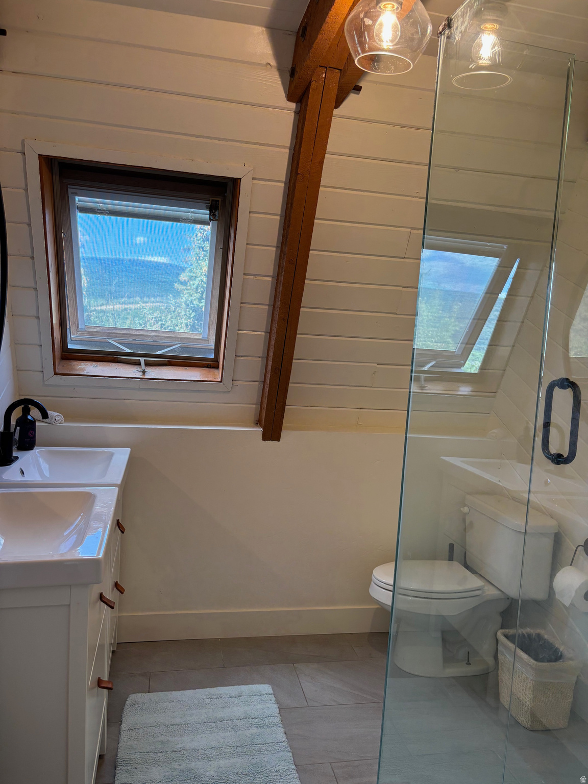 TIMBER LAKES  TIMBERLAKES - Residential