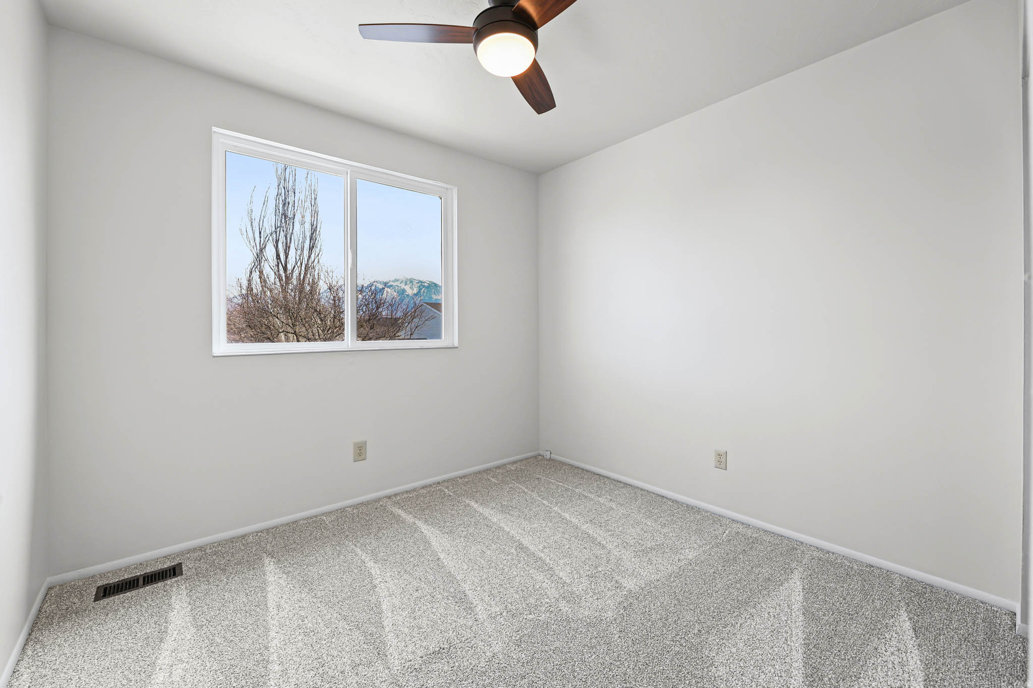 TWIN OAKS II - Residential Income