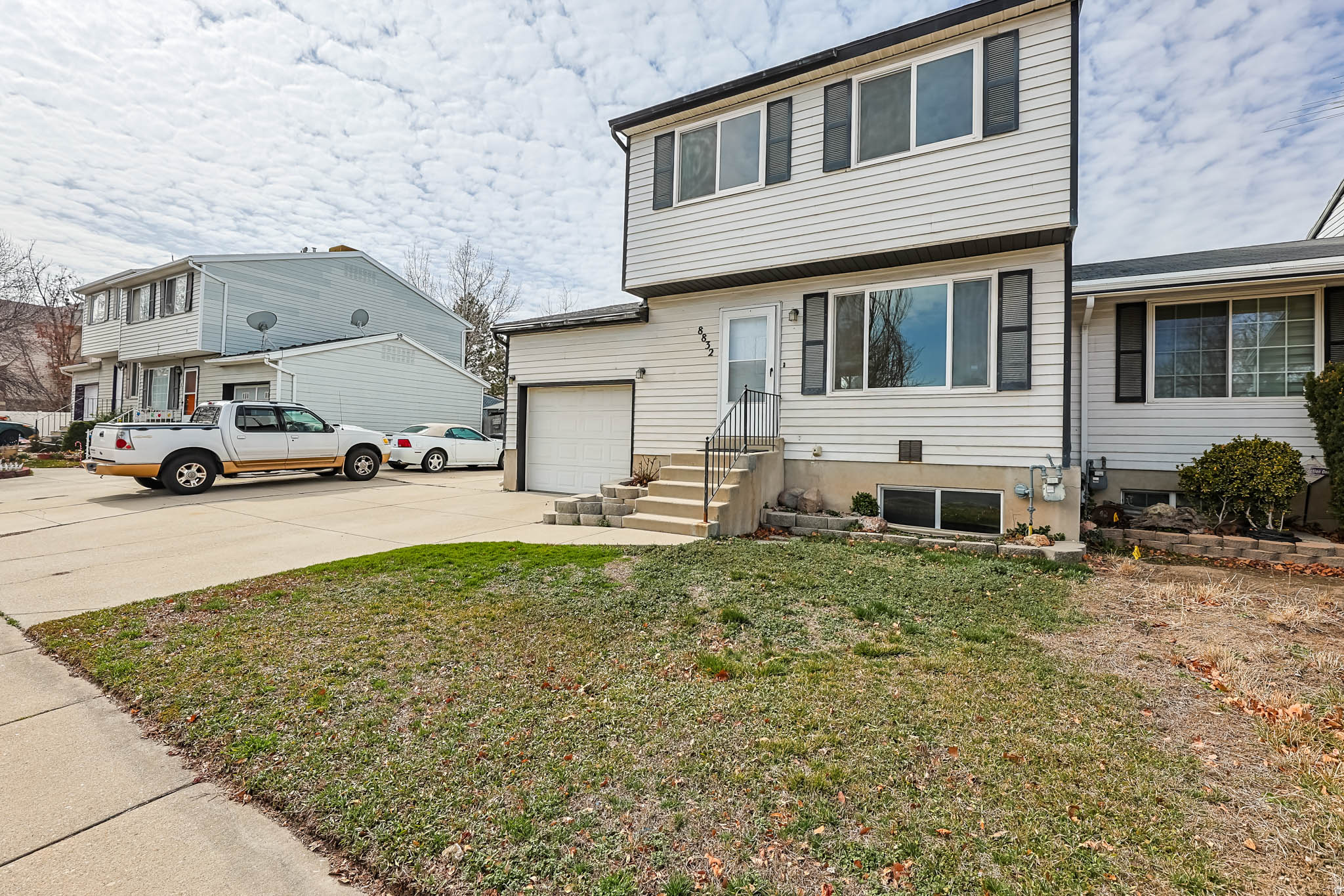 TWIN OAKS II - Residential Income