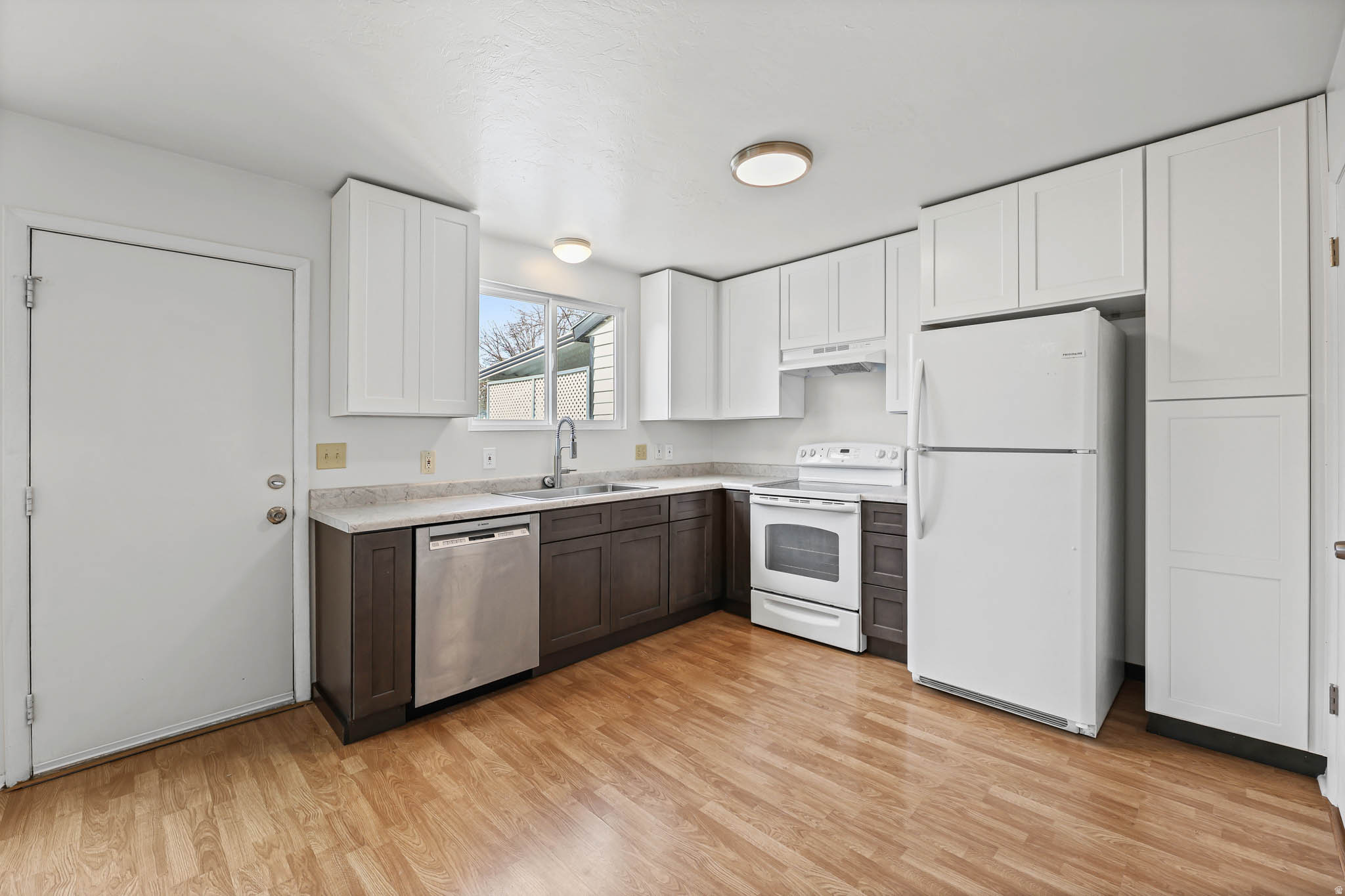 TWIN OAKS II - Residential Income