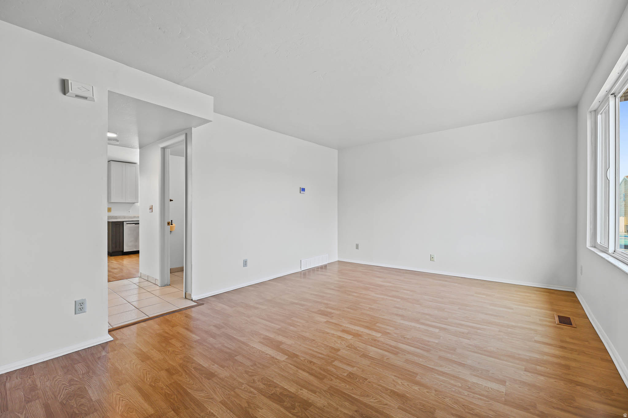 TWIN OAKS II - Residential Income