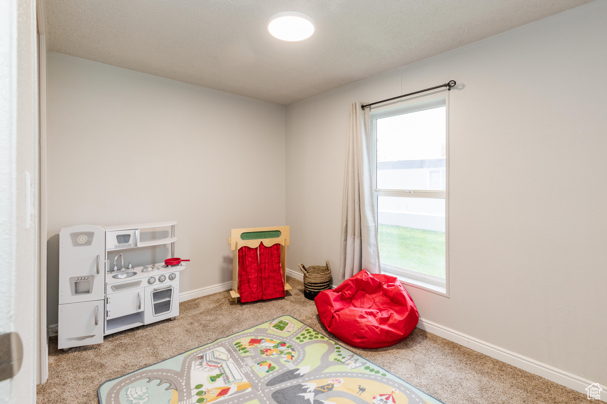 LOGAN RIVER ESTATES - Residential