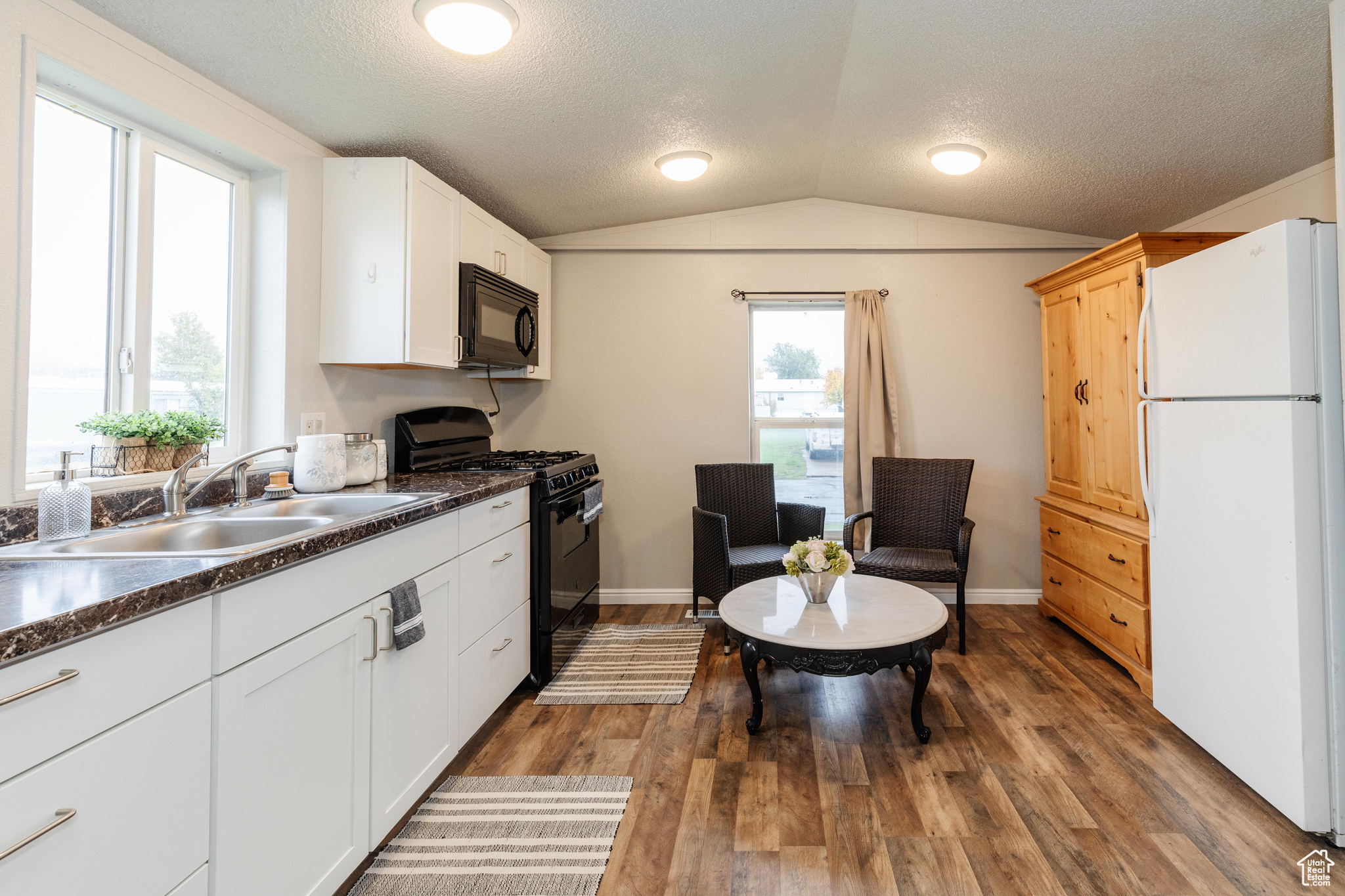 LOGAN RIVER ESTATES - Residential