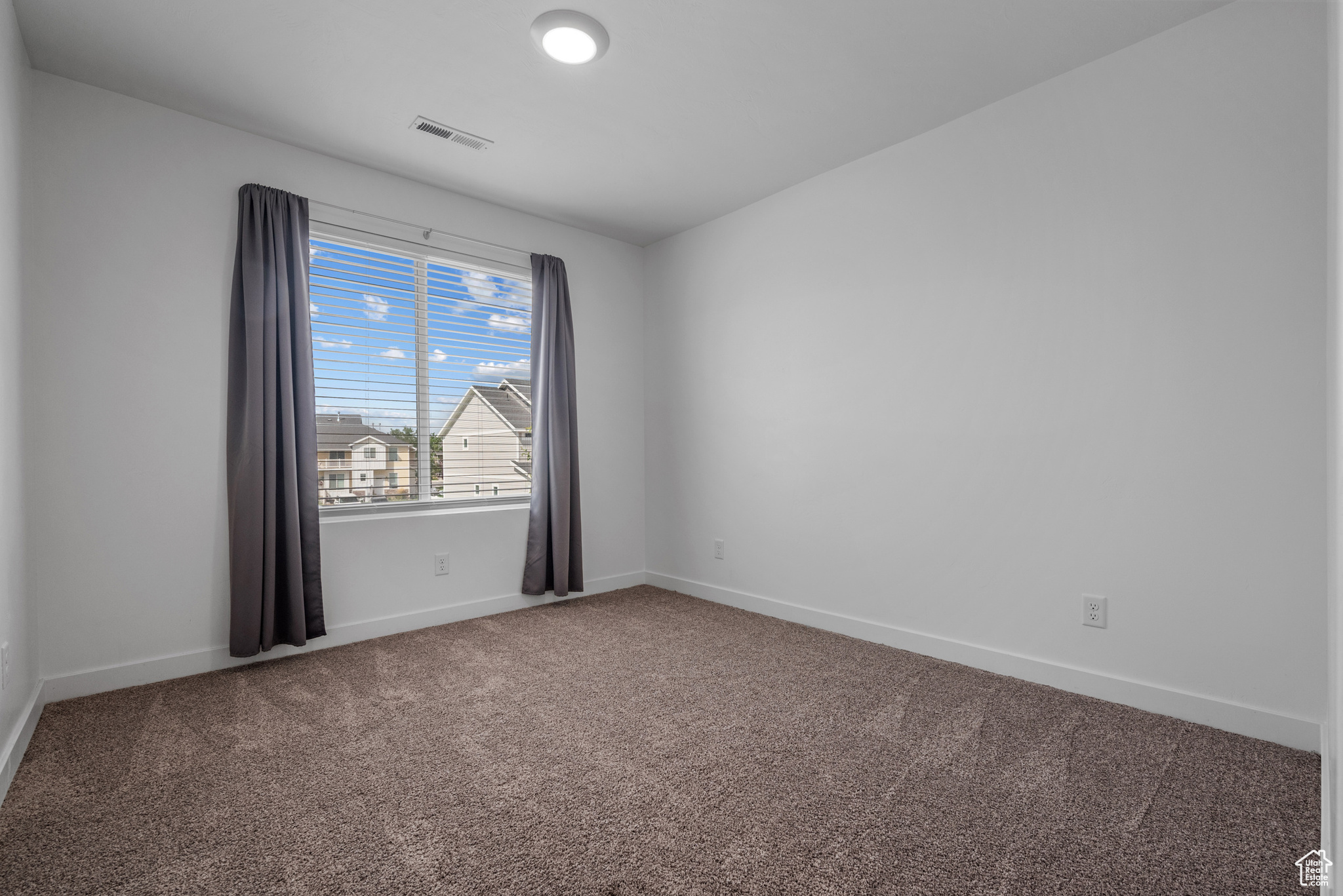 EAGLE POINT TOWNHOME - Residential