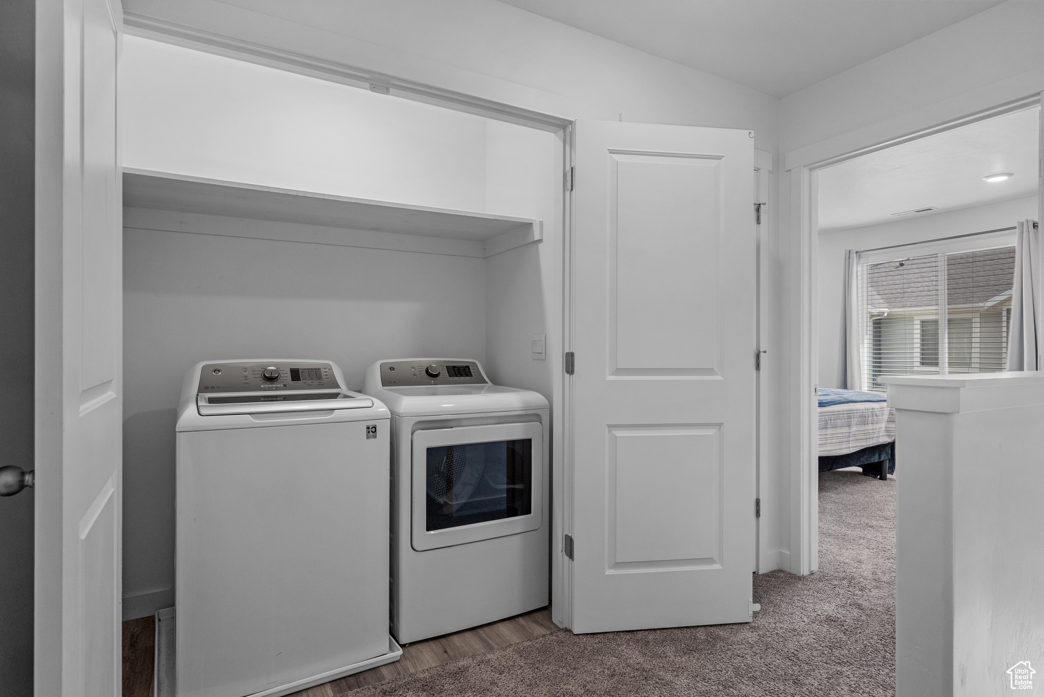 EAGLE POINT TOWNHOME - Residential