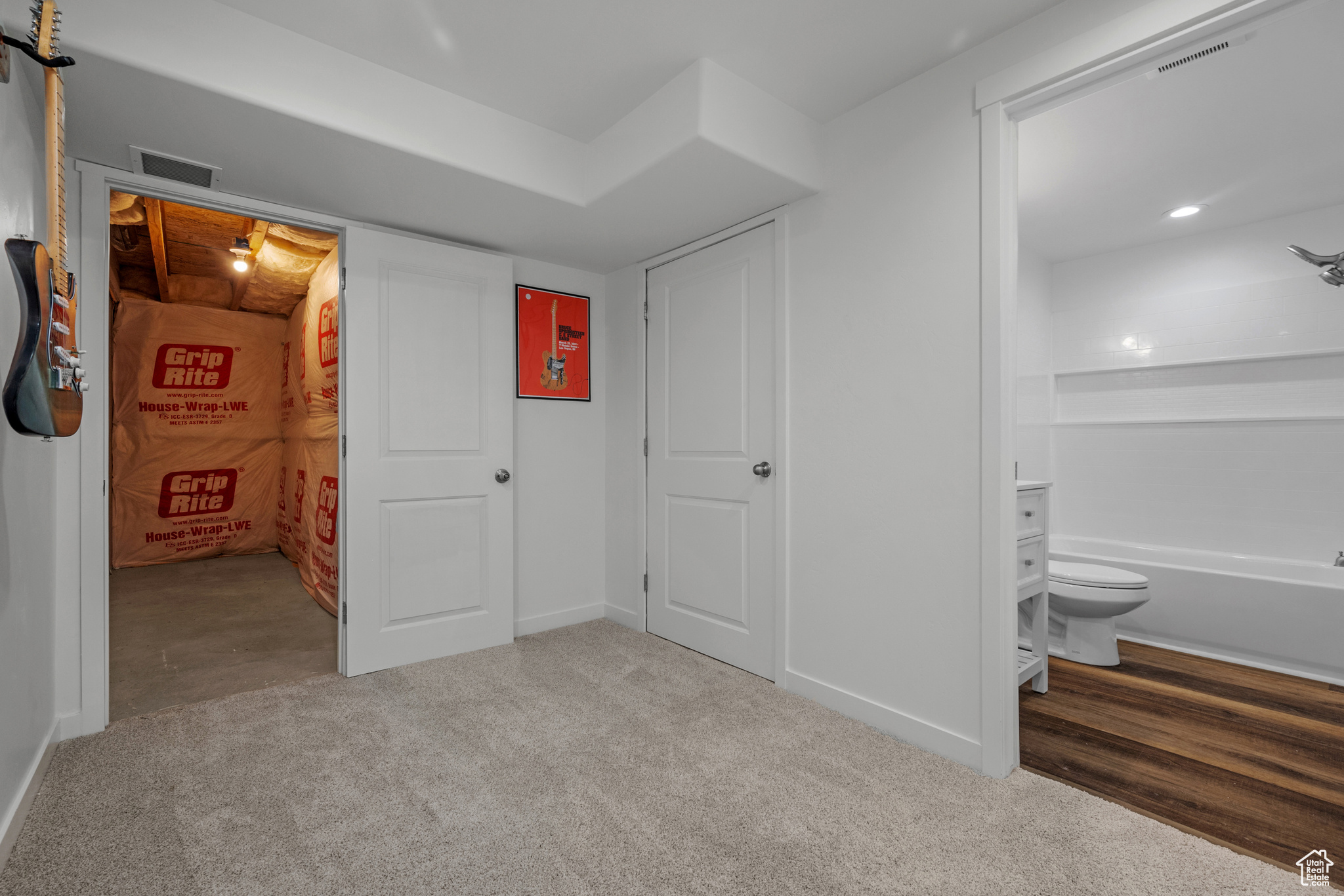 EAGLE POINT TOWNHOME - Residential