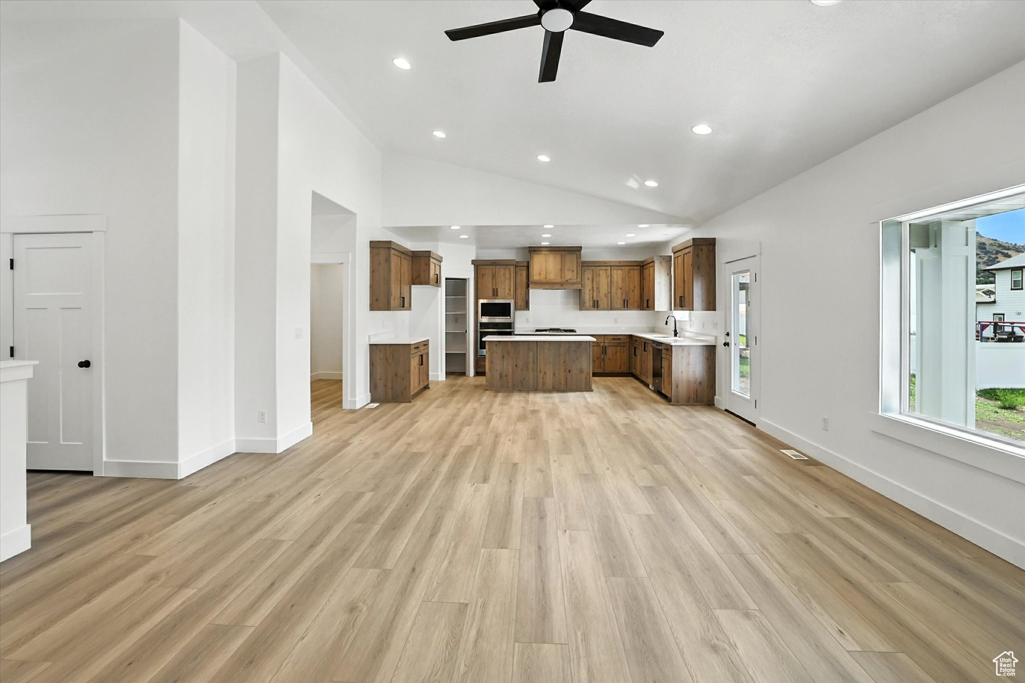 DEER RUN - Residential