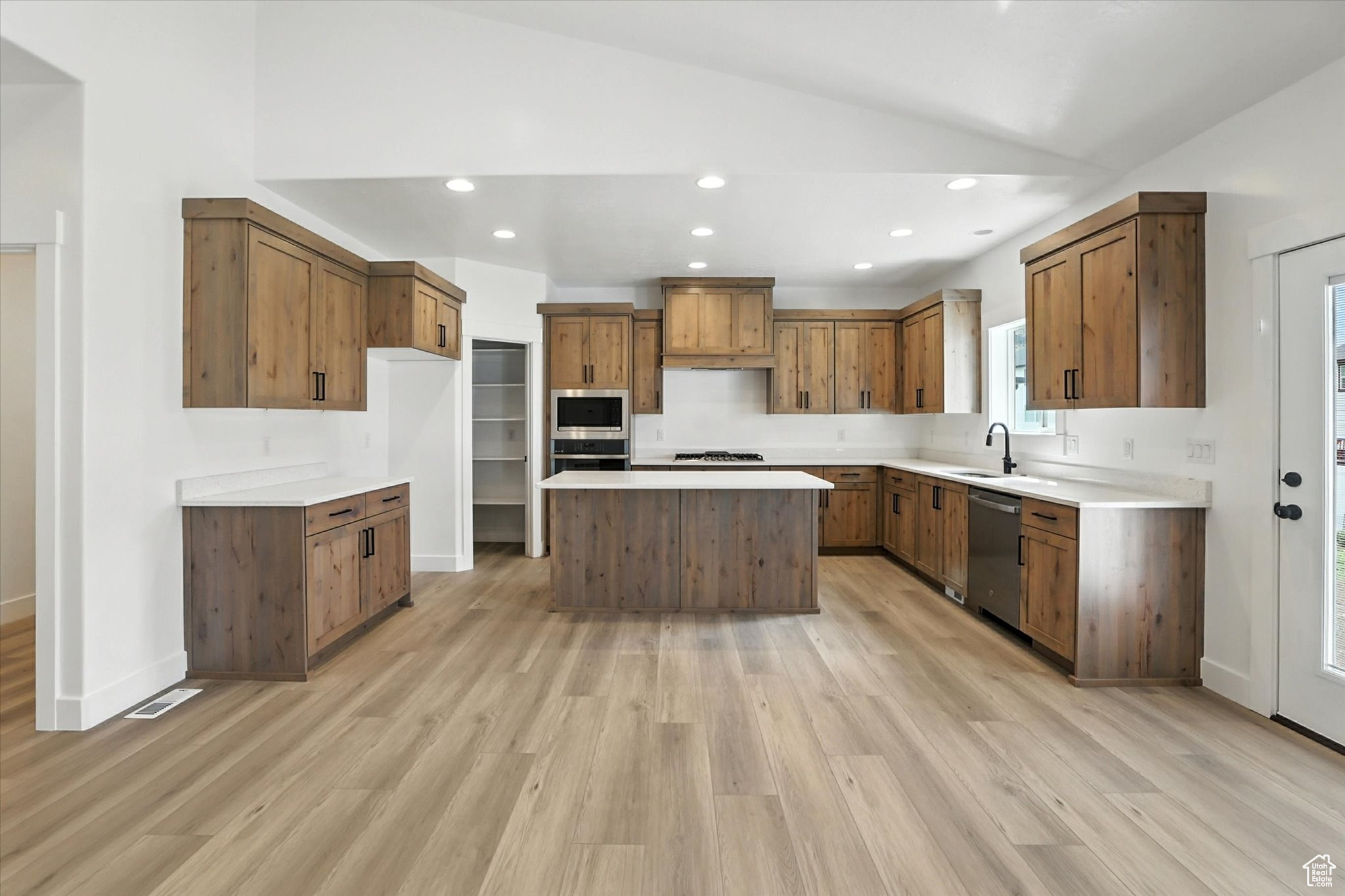 DEER RUN - Residential