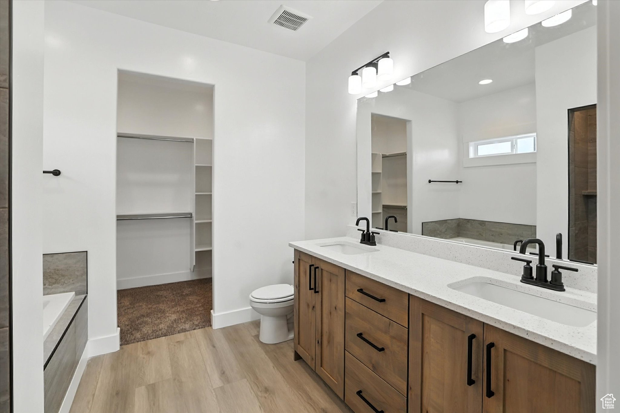 DEER RUN - Residential