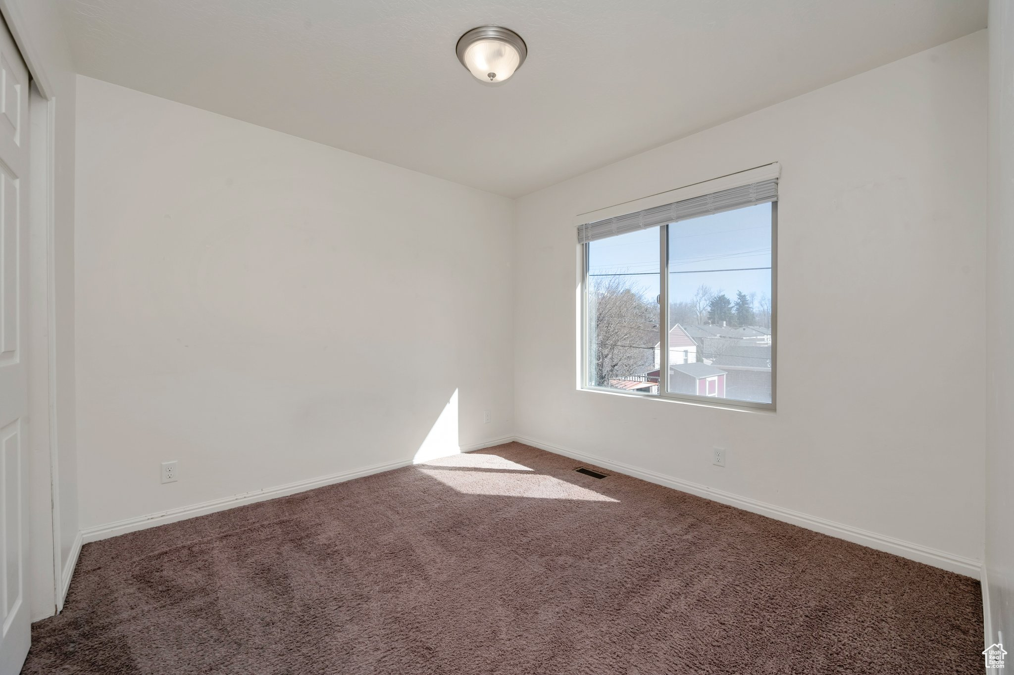208 E Flicker Dr, Sandy, Utah image 17