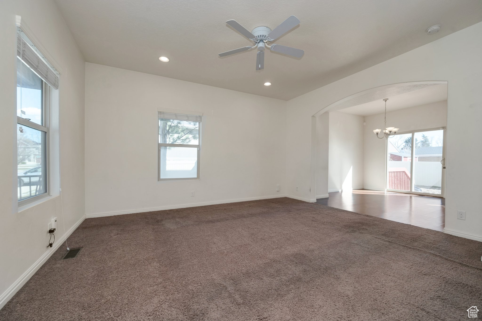208 E Flicker Dr, Sandy, Utah image 3