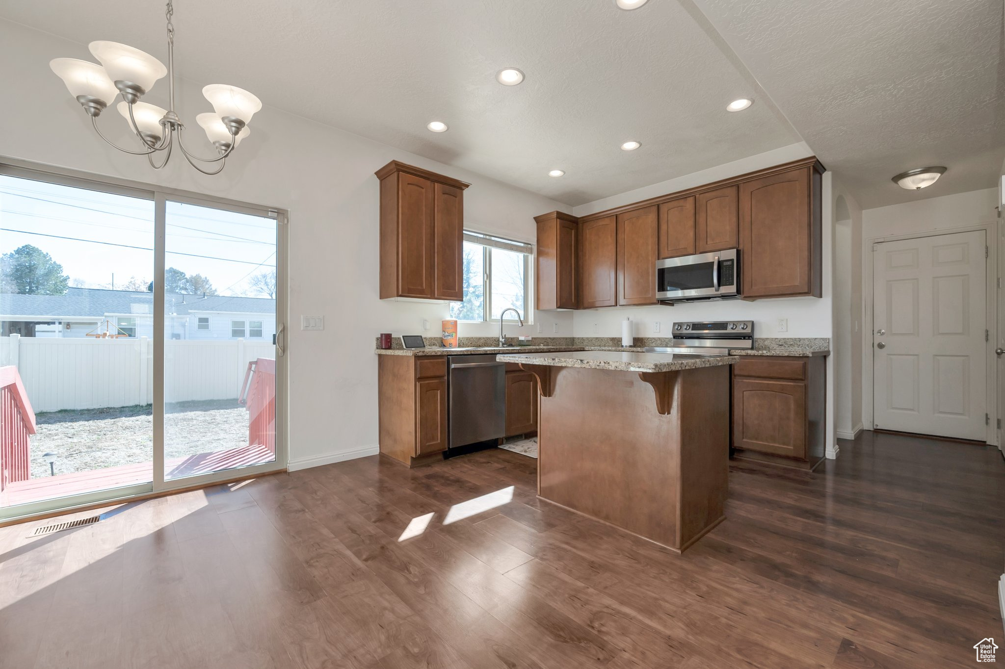 208 E Flicker Dr, Sandy, Utah image 5