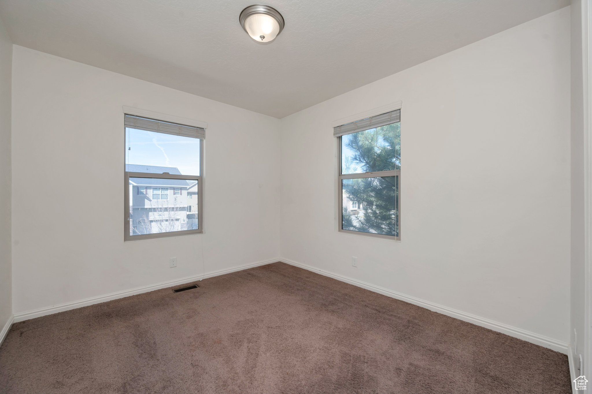 208 E Flicker Dr, Sandy, Utah image 18