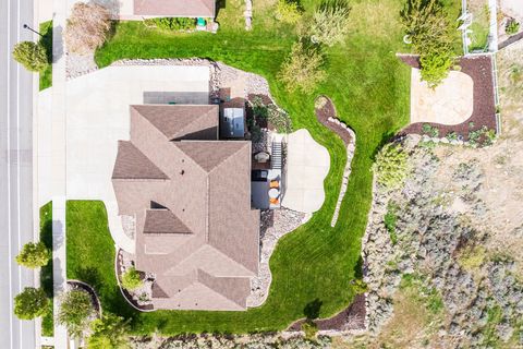 Tiny photo for 5338 W EMMELINE DR, Herriman, UT 84096 (MLS # 2151093)