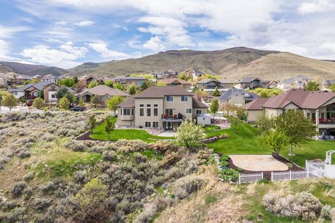 Tiny photo for 5338 W EMMELINE DR, Herriman, UT 84096 (MLS # 2151093)