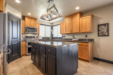 Tiny photo for 5338 W EMMELINE DR, Herriman, UT 84096 (MLS # 2151093)