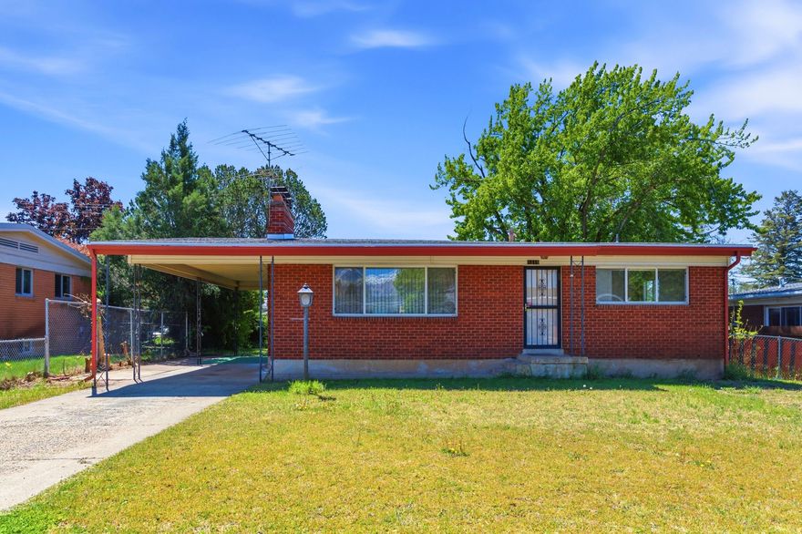 3-bedroom, 2-bath home near shopping, dining, and entertainment in Ogden. Bright kitchen with abundant natural light, built-in breakfast nook, and large walk-in pantry with shelving. Functional layout includes a full finished basement with additional storage. Two fireplaces provide added comfort in main living areas. Enjoy beautiful mountain views from the property.