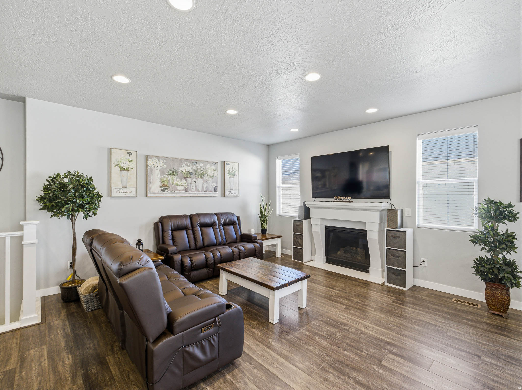 OAKRIDGE PARK - Residential