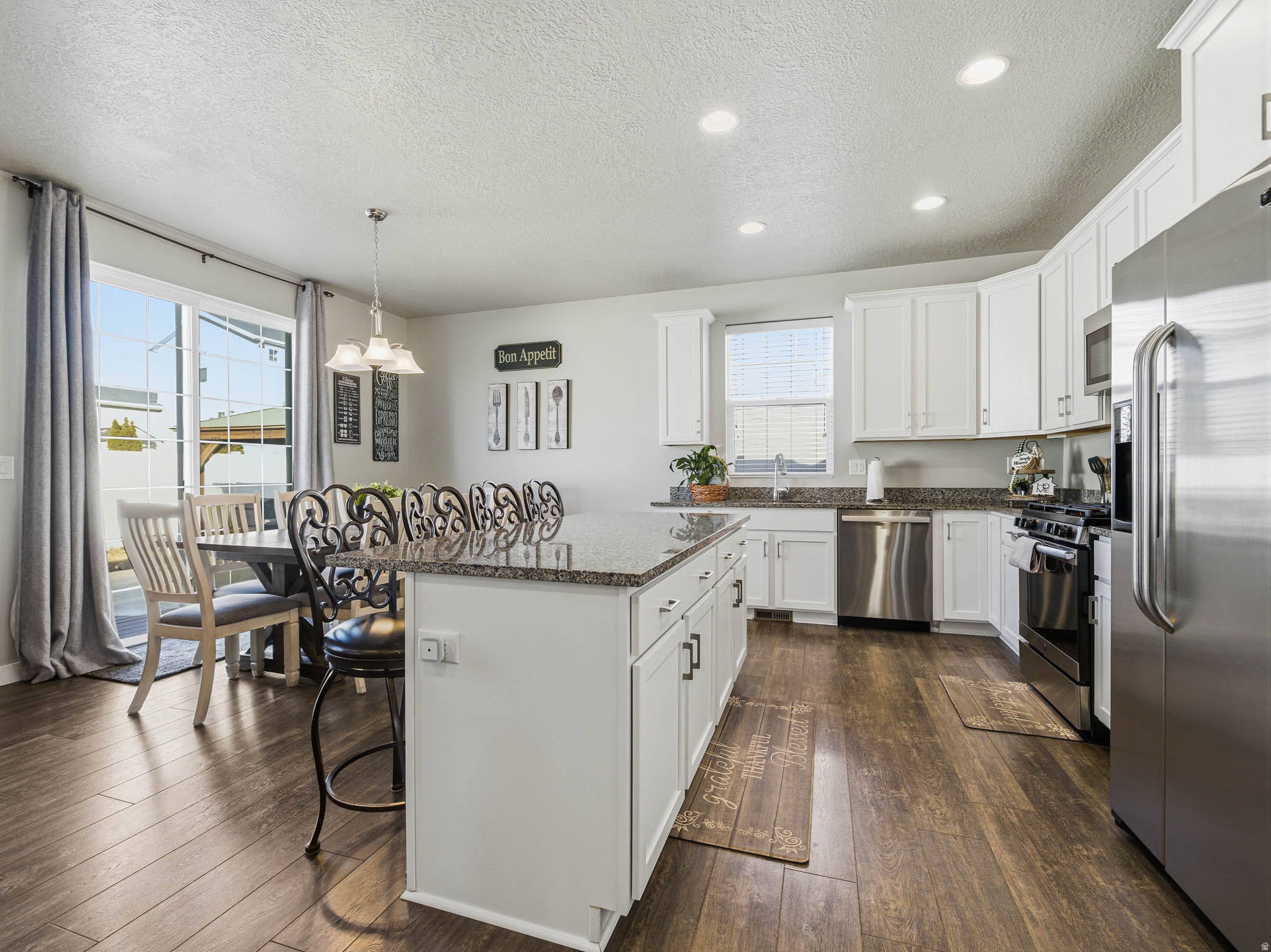 OAKRIDGE PARK - Residential