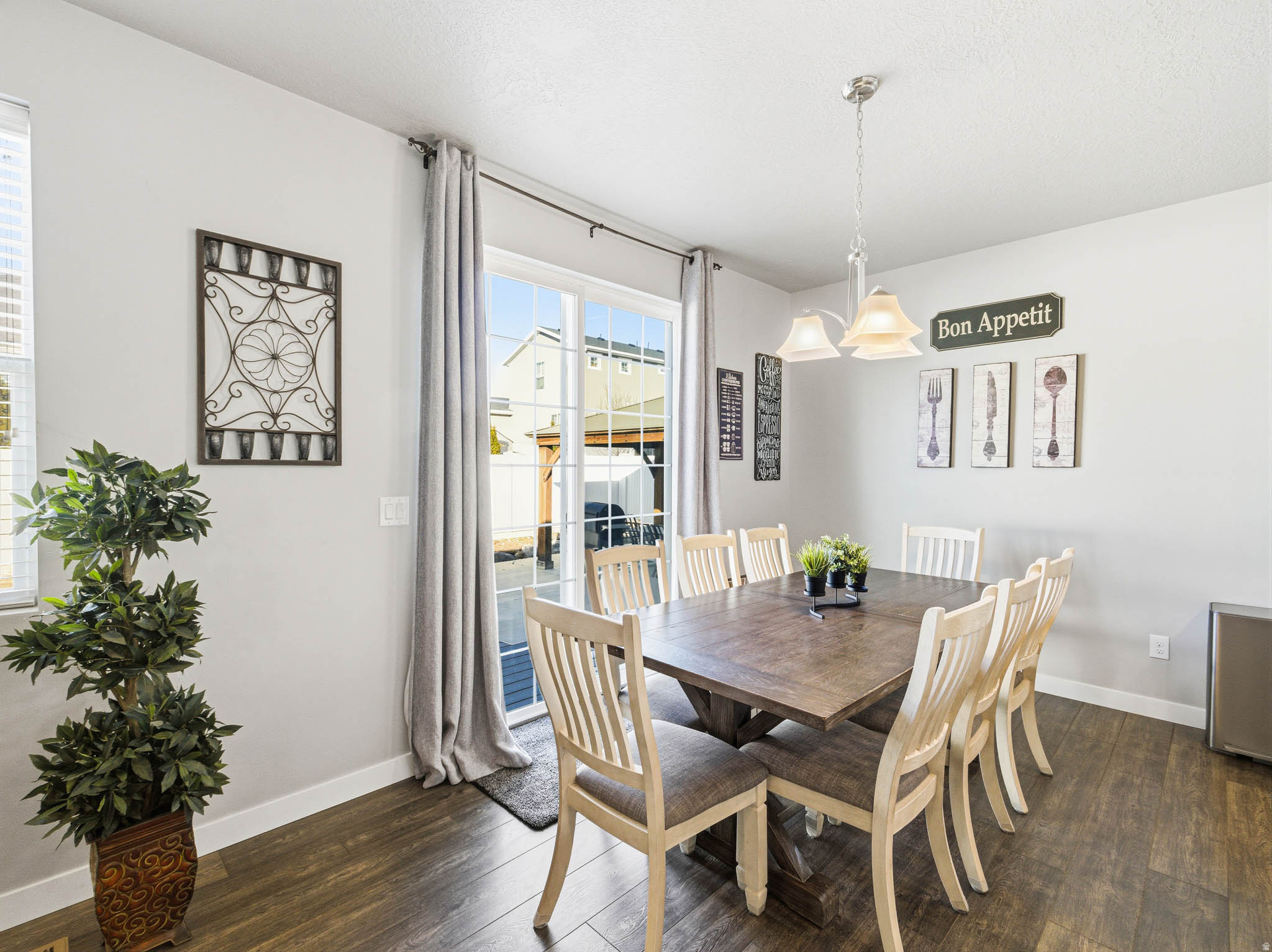 OAKRIDGE PARK - Residential