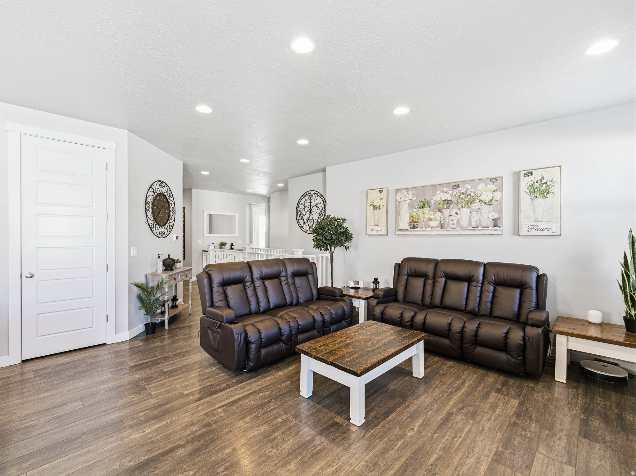 OAKRIDGE PARK - Residential