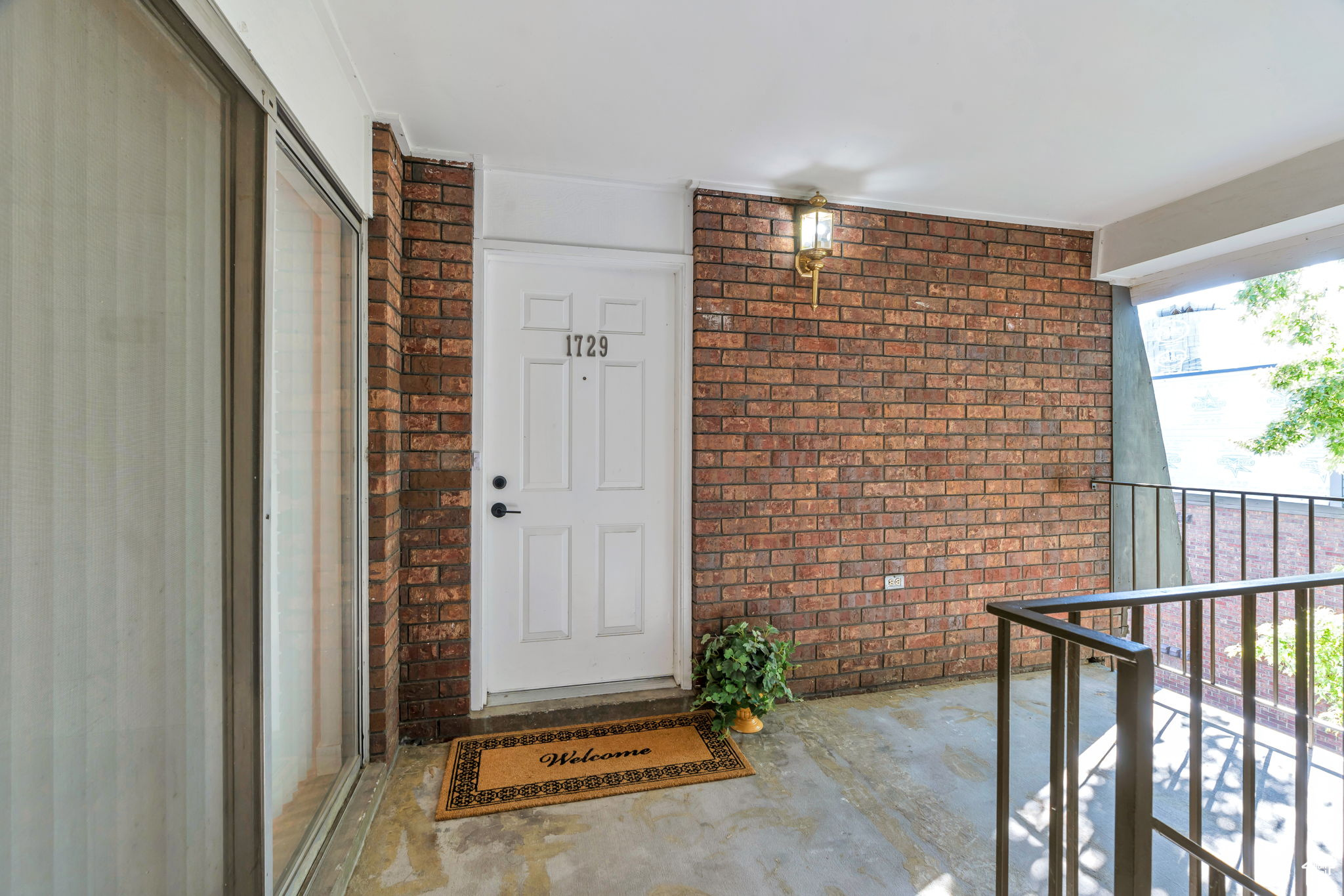 WILLOWBROOK HILL CONDOMINIUMS - Residential