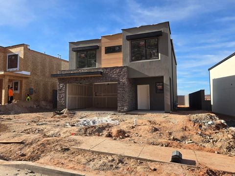 Tiny photo for 1552 S STAIRCASE WAY #4105, Washington, UT 84780 (MLS # 2124723)