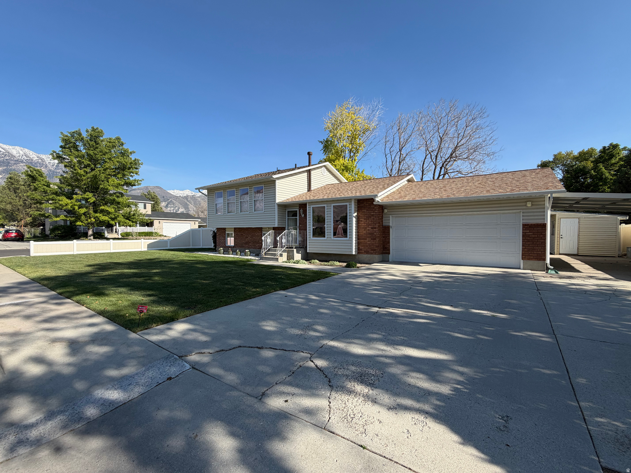 LAVELL ESTATES - Residential