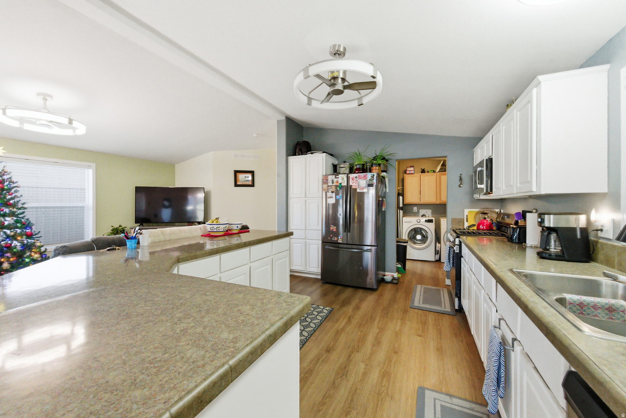 MAJESTIC MEADOWS - Residential