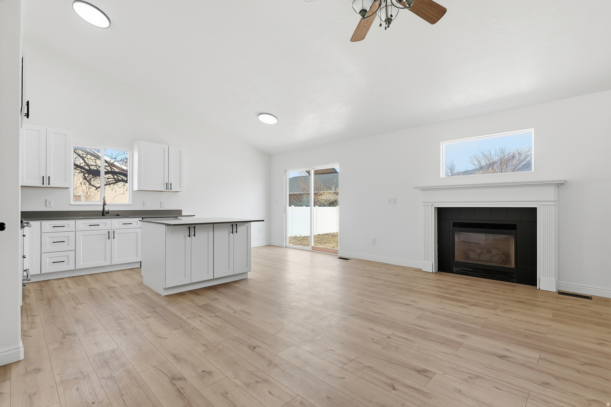 CANYON SOUTH - Residential