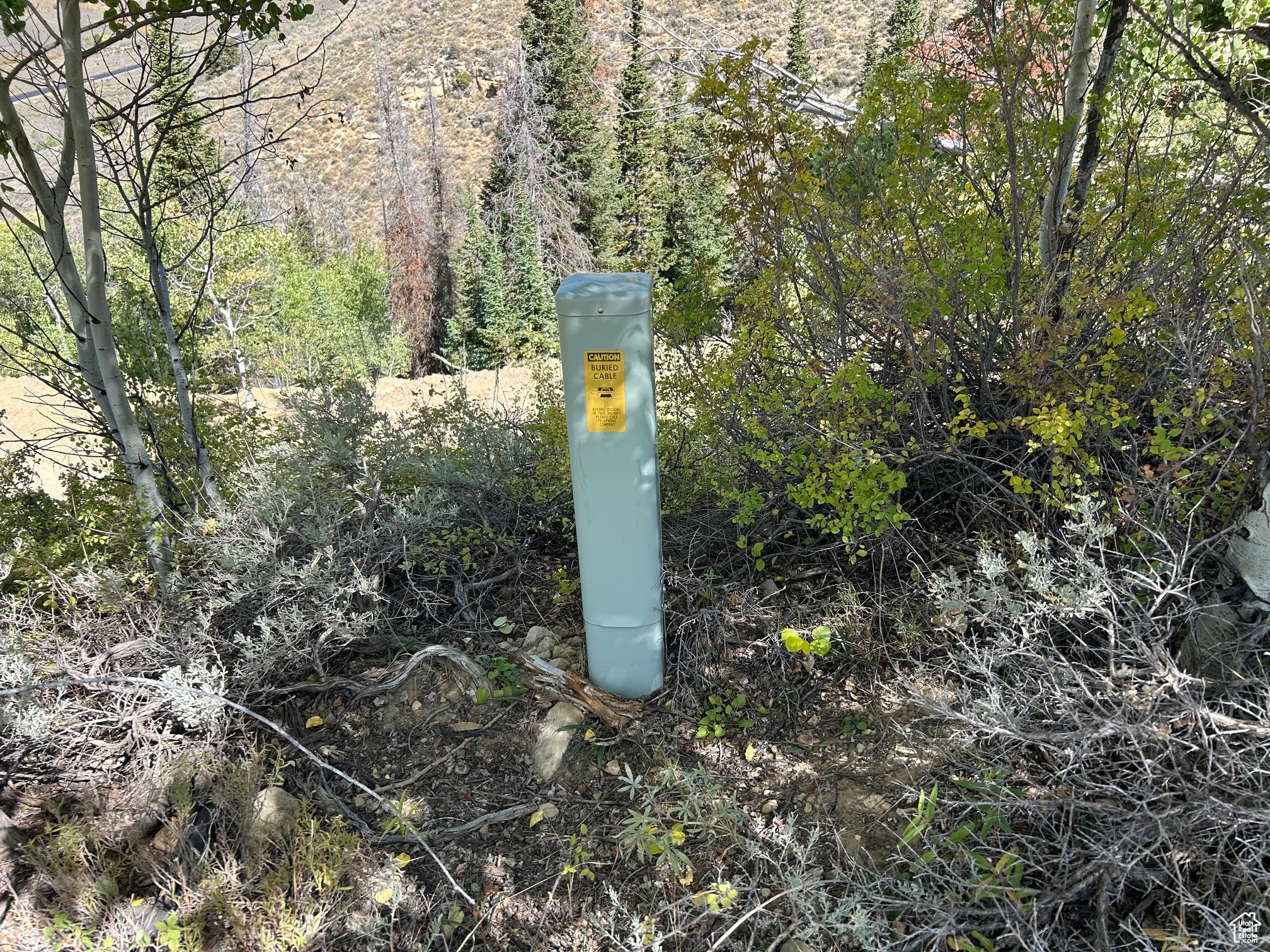 MOUNTAIN RETREAT - Land