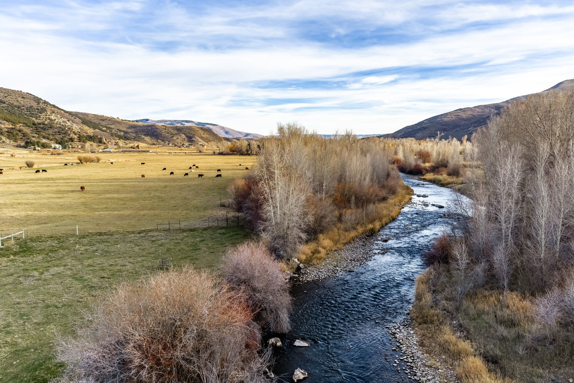 RIVER VALLEY RANCHES - Land