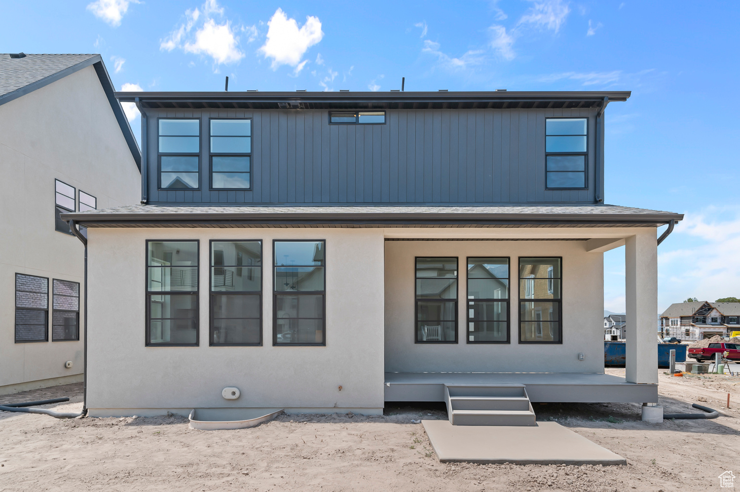 BROADVIEW SHORES COTTAGES 745 - Residential