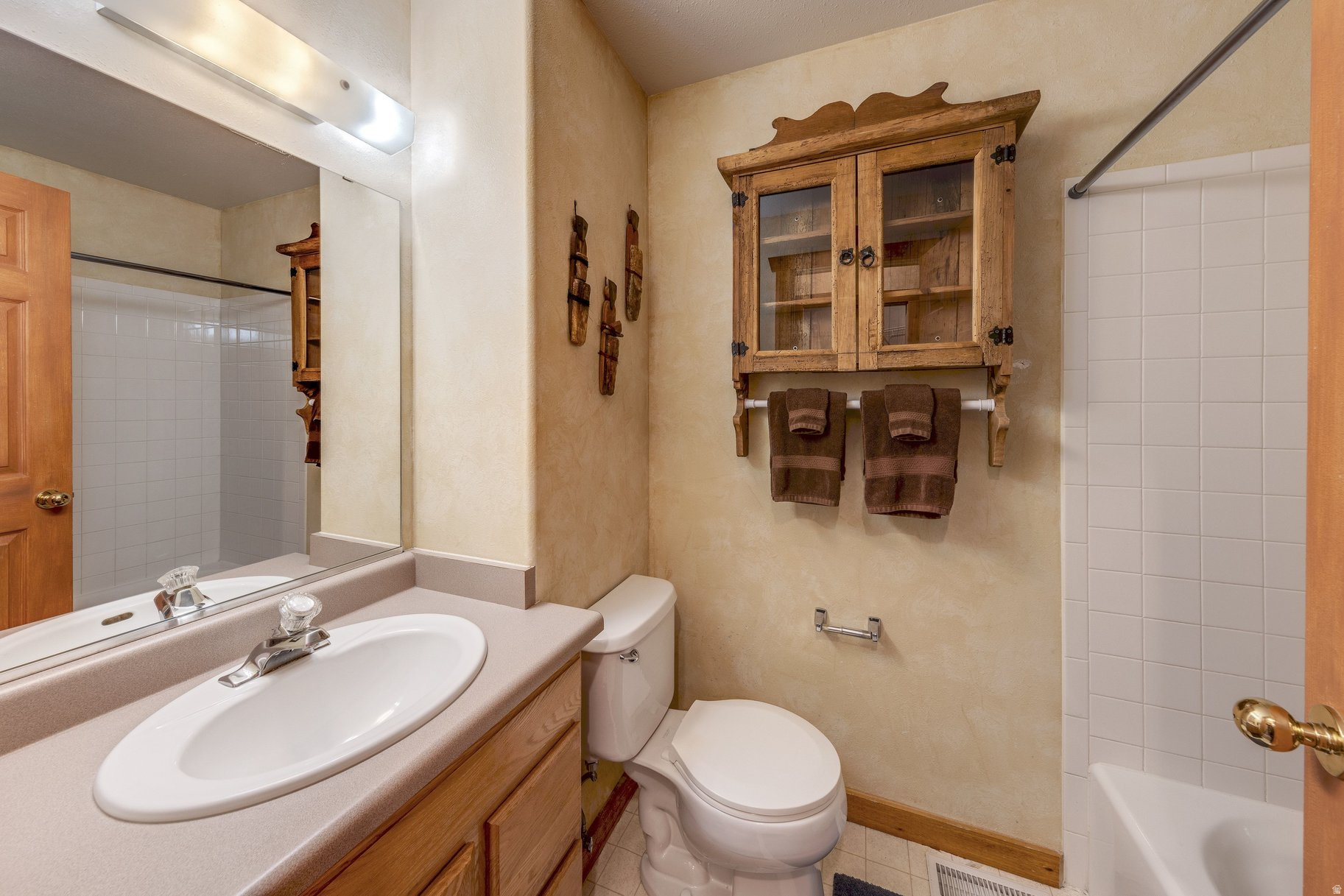 SOLANO VALLEJO VILLAS - Residential