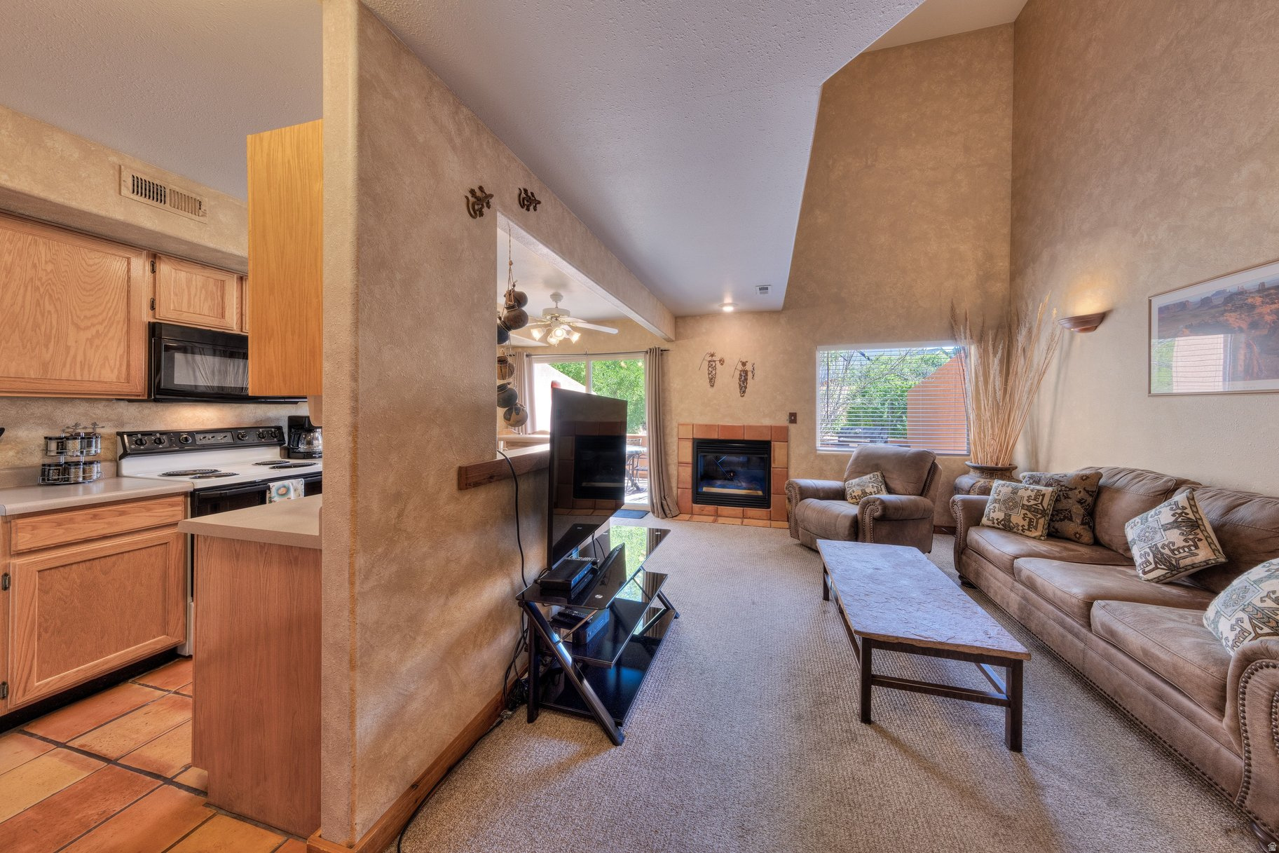 SOLANO VALLEJO VILLAS - Residential