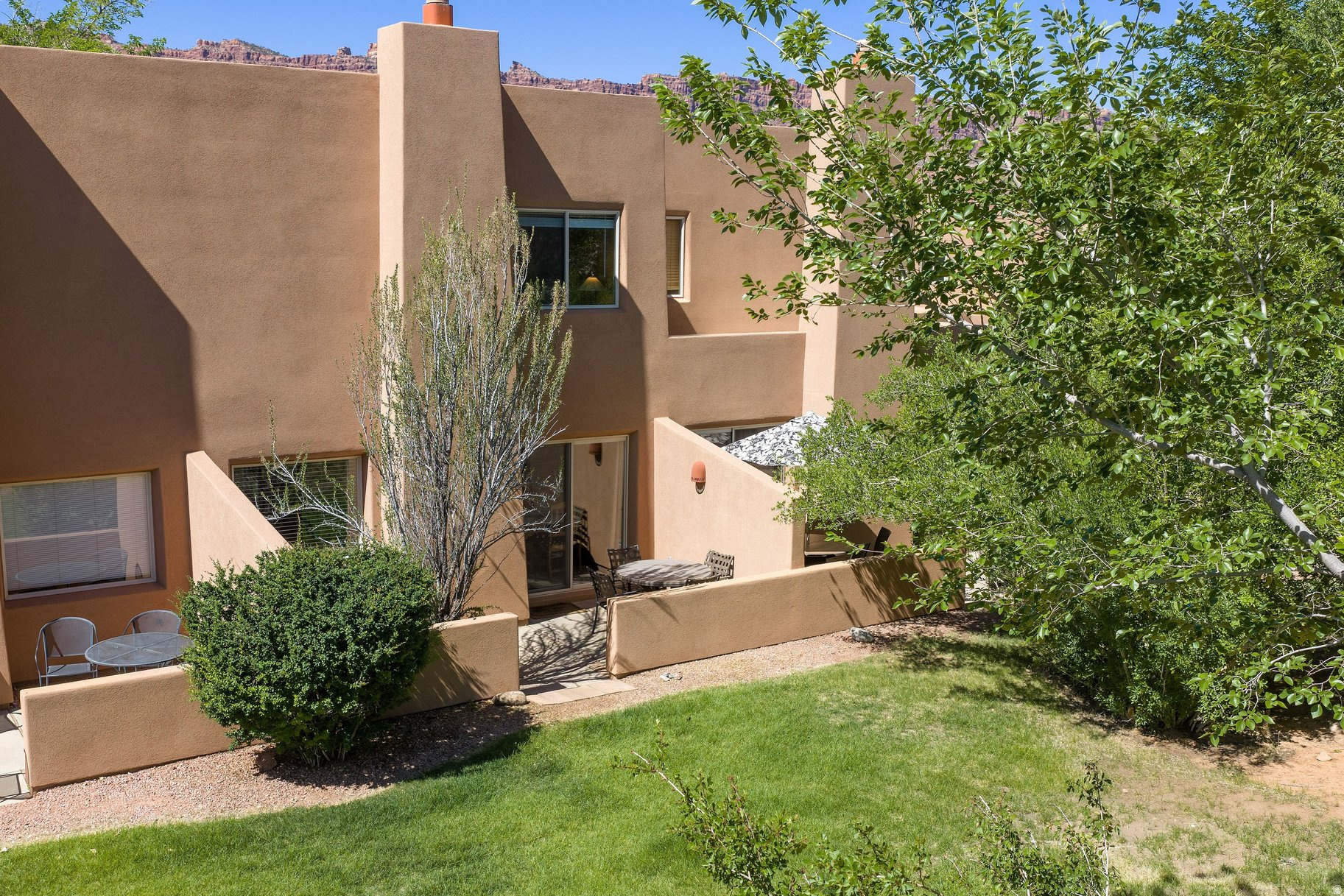 SOLANO VALLEJO VILLAS - Residential