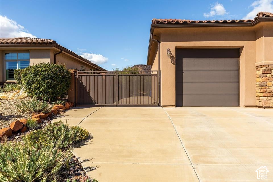 Photo of 2087 N RESERVE PKWY, Washington, UT 84780 (MLS # 2191619)