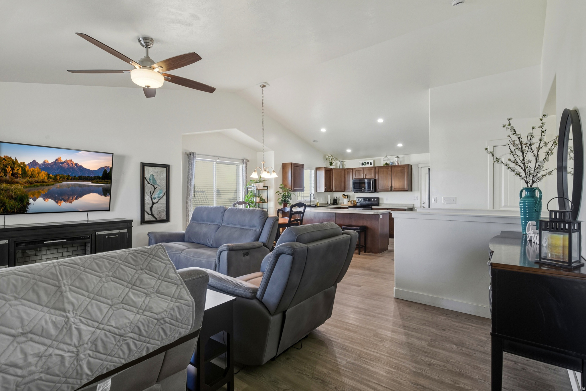 BLACKHAWK ESTATES - Residential