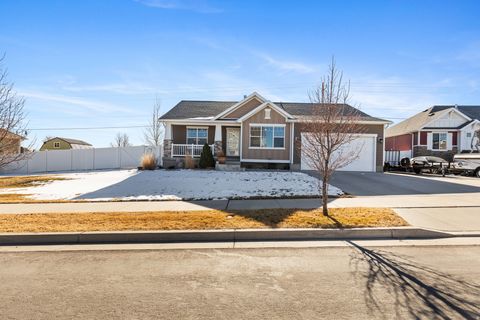 Photo of 6563 W PEACEMAKER WAY, Herriman, UT 84096 (MLS # 2133648)