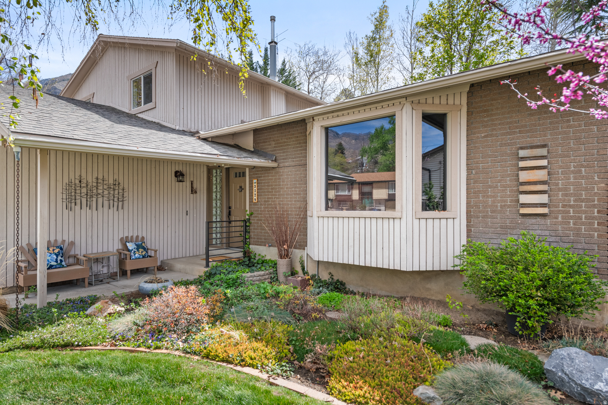 BRIGHTON POINT - Residential