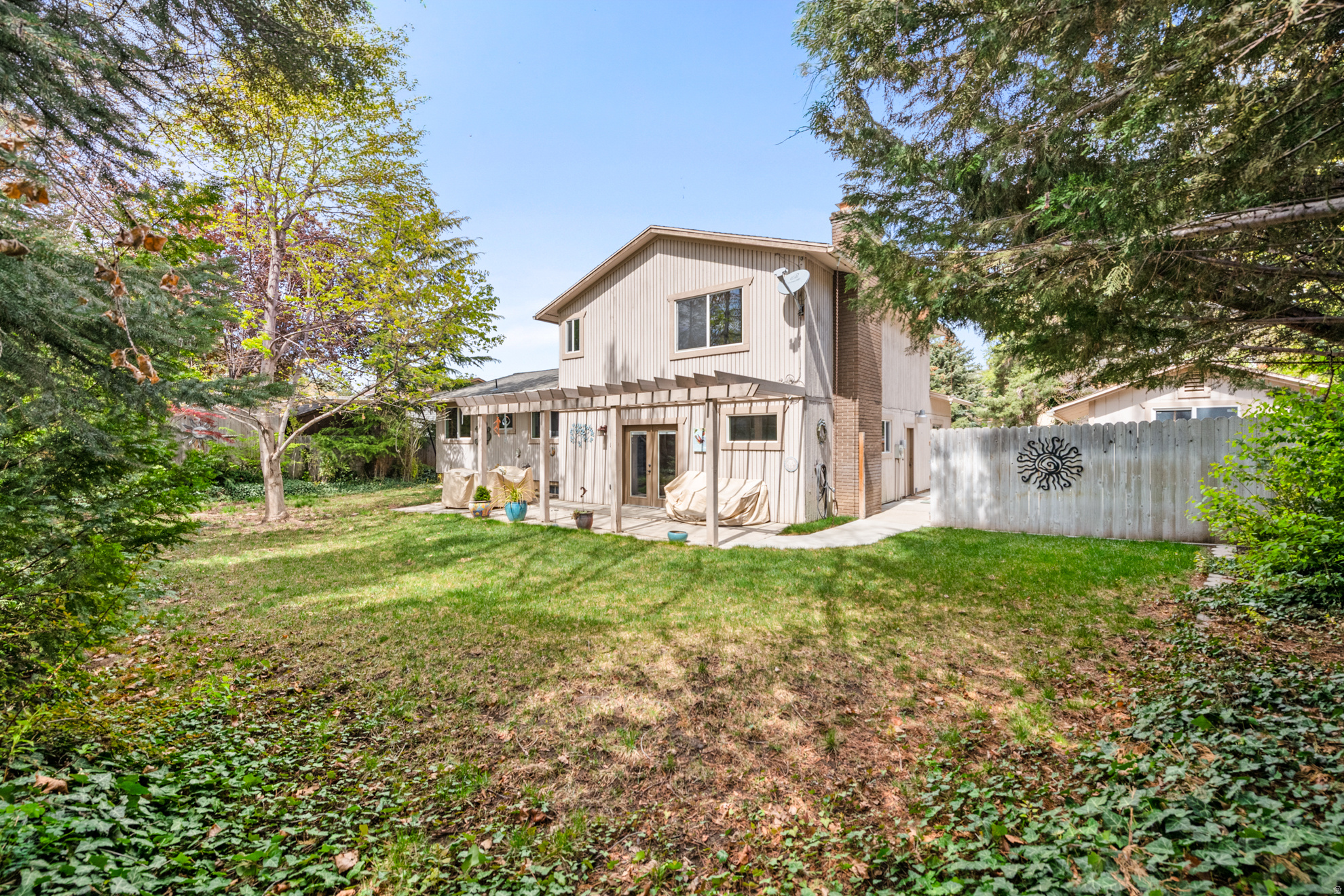 BRIGHTON POINT - Residential