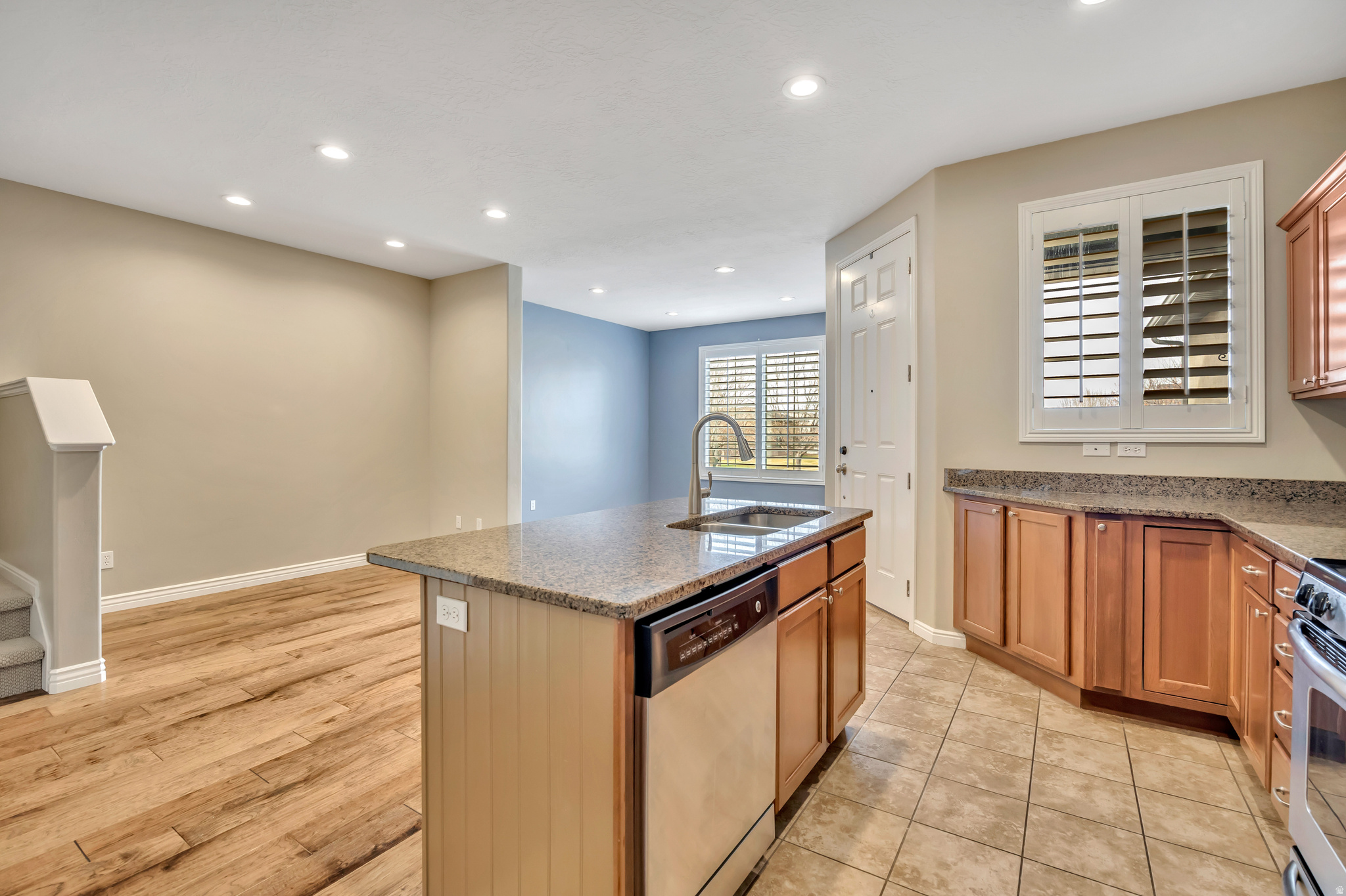 FLORENTINE TOWNS AME - Residential