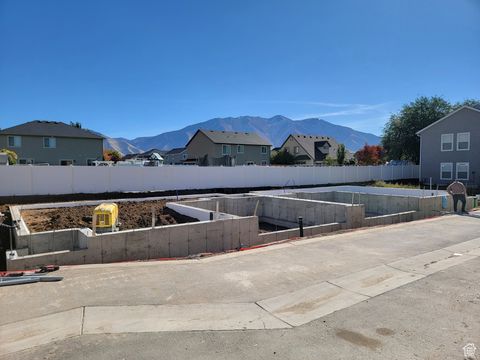Tiny photo for 735 S HARRISON DR #26, Springville, UT 84663 (MLS # 2118468)
