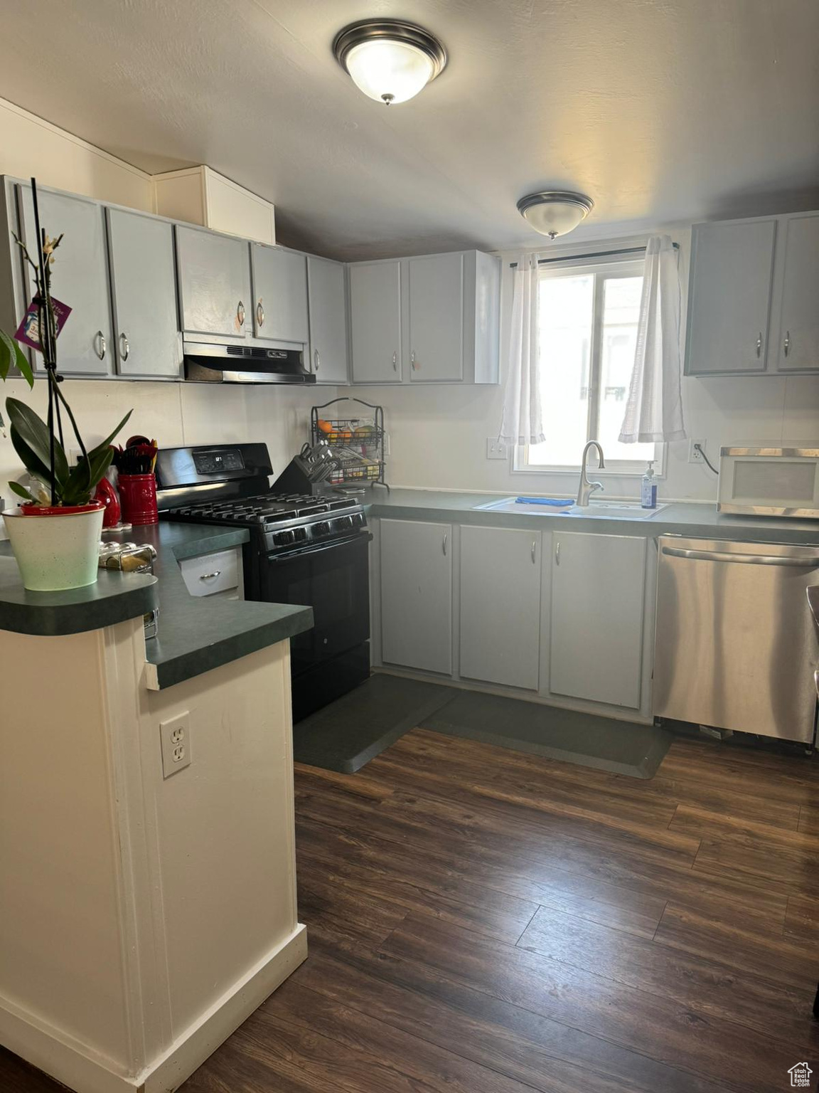 RIVERSIDE - Residential